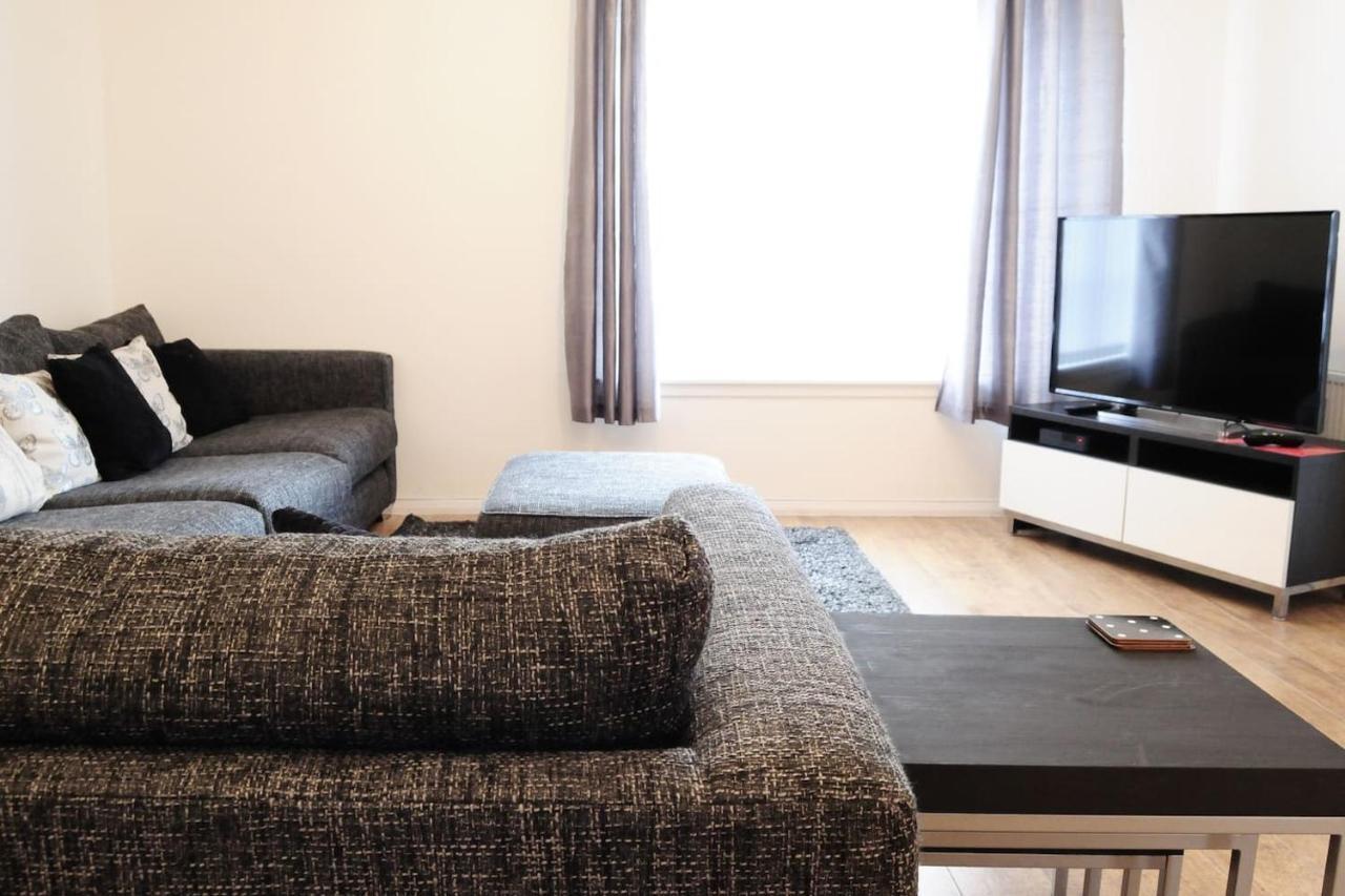 Peaceful And Quiet Apartment In A Bustling City EDI Exterior photo